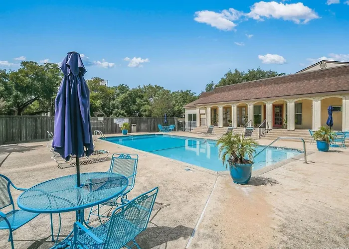 Las Sombras #905 Stylish Condo With Pool, Close Ne Hosp, Fort Sh, Randall Afb